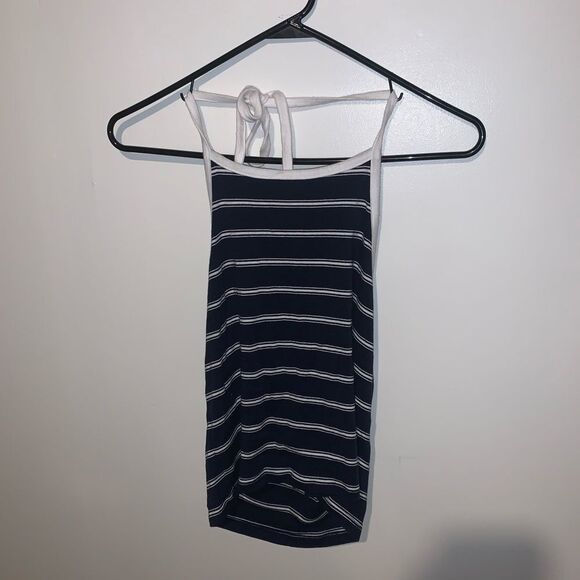 AERO Haltered Open Back Tied Top - Picture 2 of 4